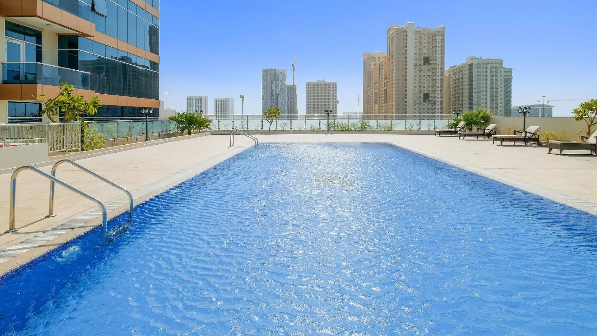 Elegant Urban Studio In Al Manara Tower, Jvt Dubai